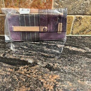 Consuela Lyndz Card Organizer. NWT